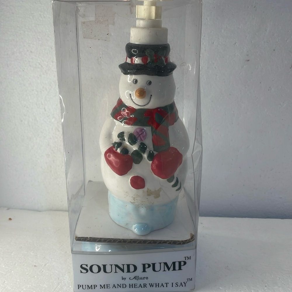 Vintage 90s Allure Snowman soap dispenser sound pump pump me in here what I say